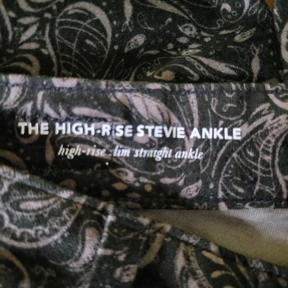 AG x Anthropologie High Rise Stevie Ankle Paisley Velvet Jeans Size 26 - Picture 3 of 7